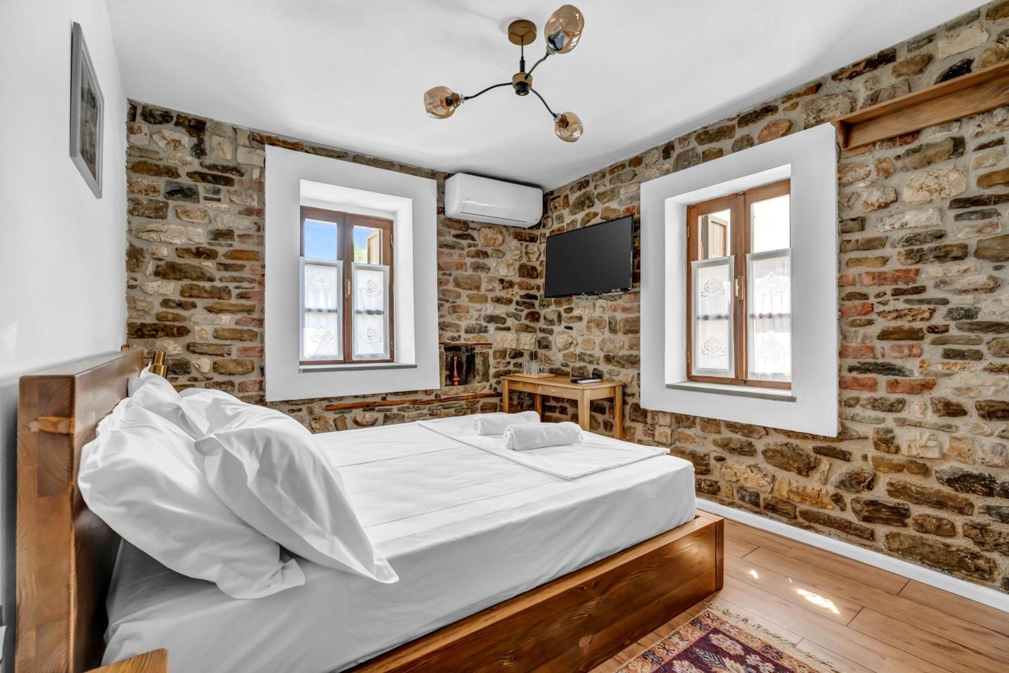 Vila Meri Berat Exteriör bild