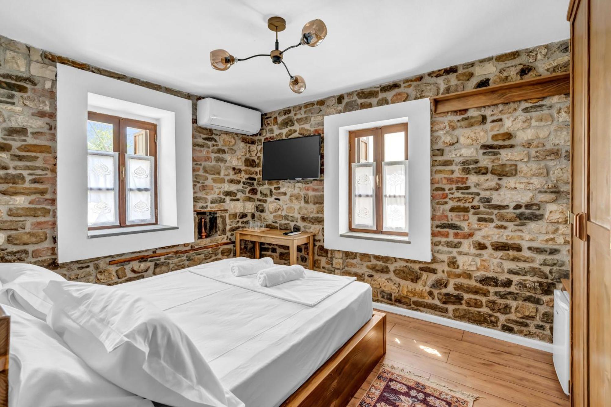 Vila Meri Berat Exteriör bild